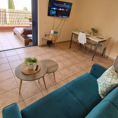 Seaview Martarose Apartment