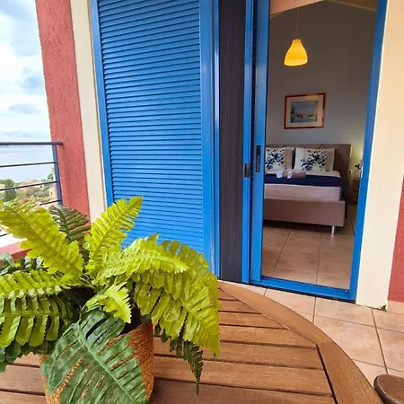 Seaview Martarose דירה *